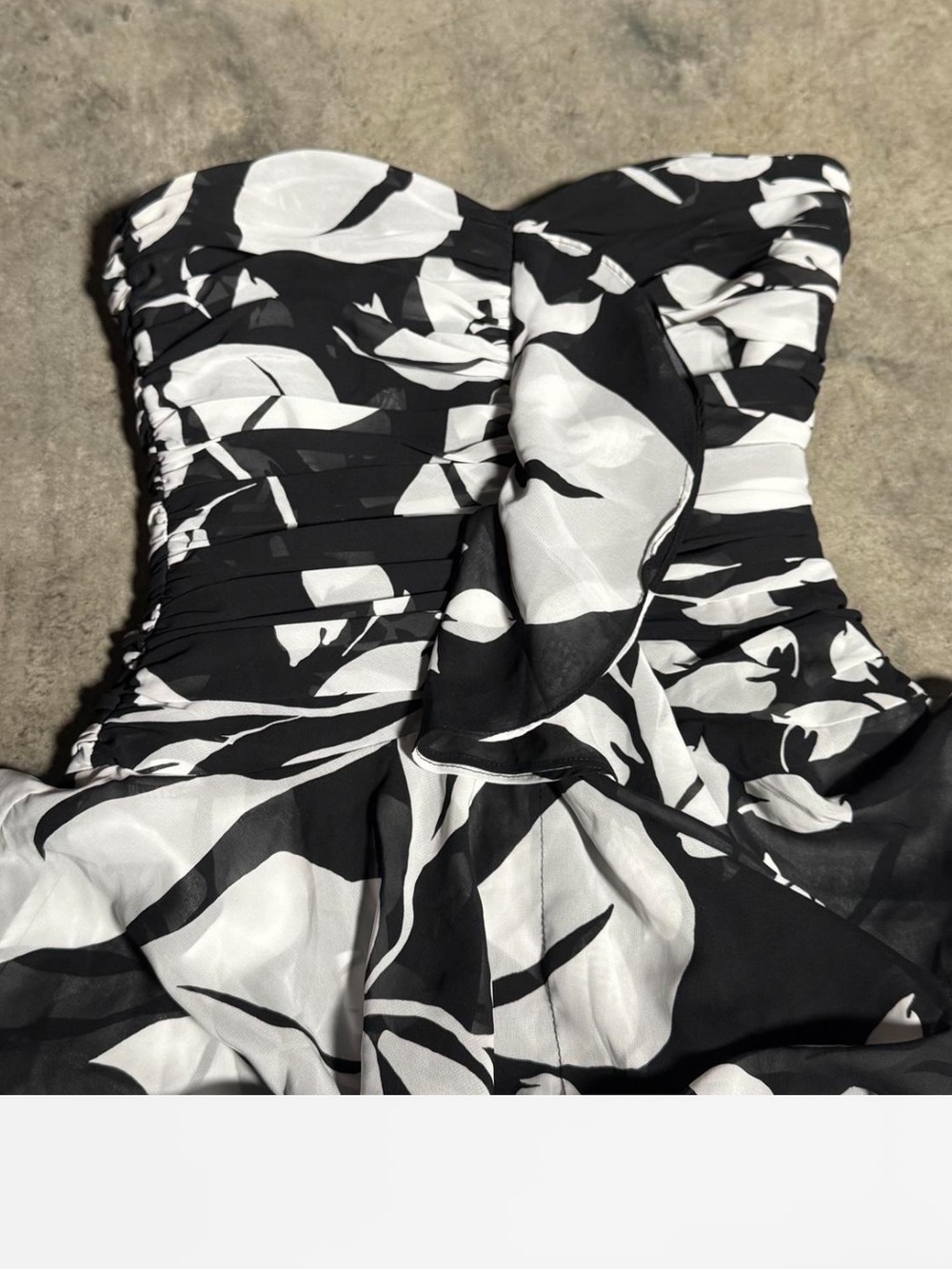 White House Black Market Black and White Floral Strapless Sundress - Picture 3 of 6